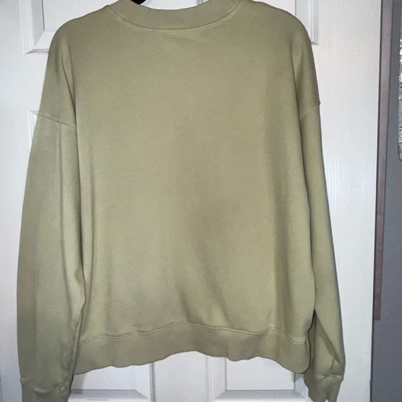 Vuori Crewneck Sweatshirt in Sage Green - Picture 6 of 10